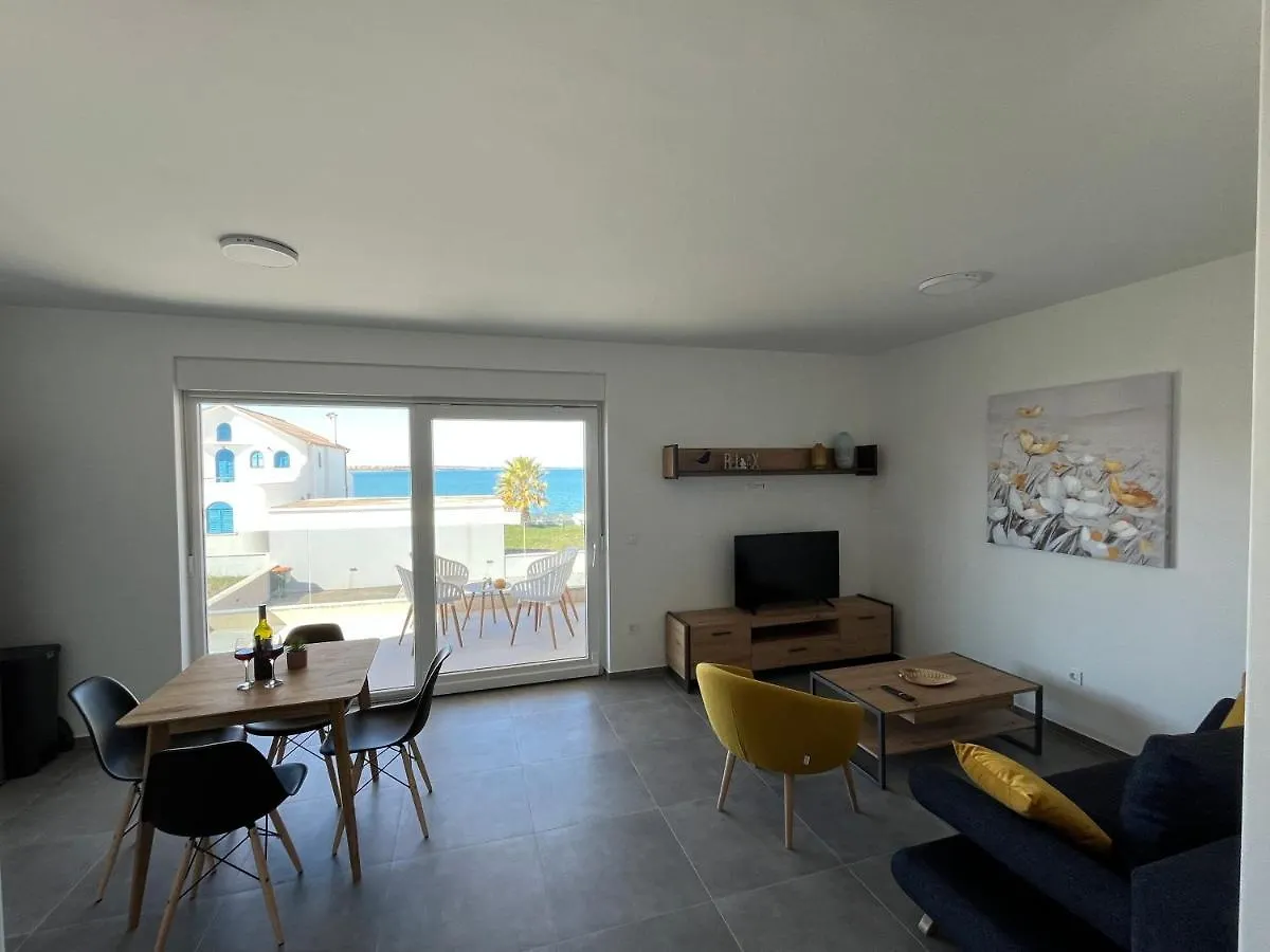 Apartman - Kera Nin Lägenhet