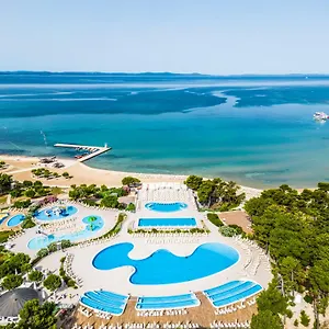 4* Semesteranläggning (resort) Zaton